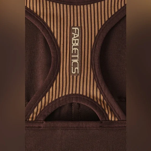Fabletics Seamless Fusion Tan and Chocolate Set Size M - Picture 4 of 6